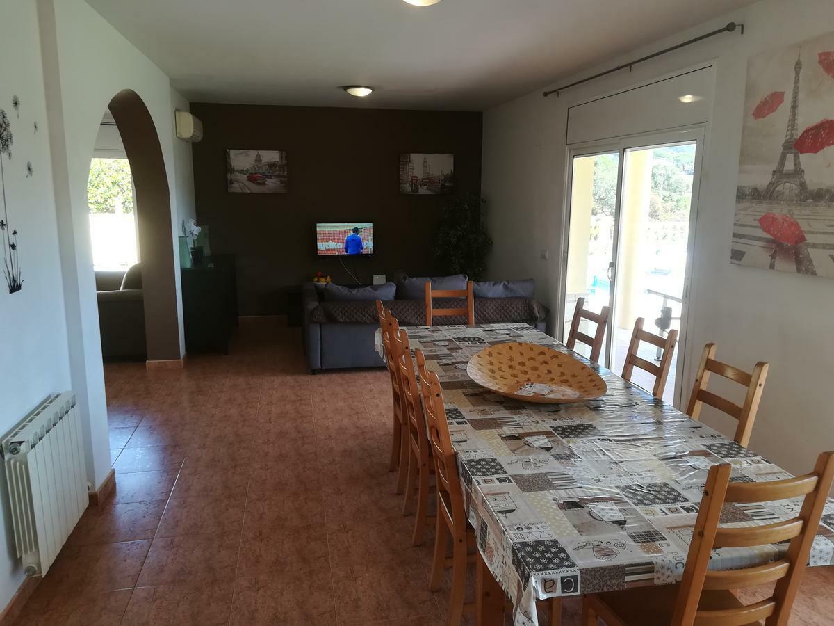Toni Hébergement de vacances *